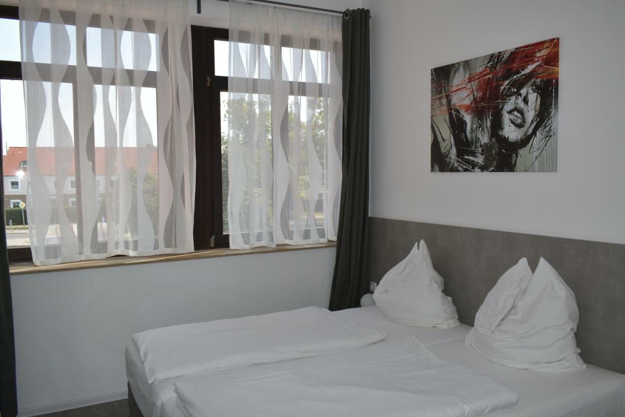Motel Schoenefeld Großziethen Eksteriør bilde