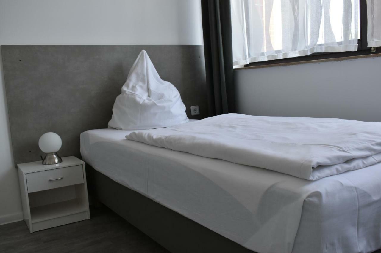 Motel Schoenefeld Großziethen Eksteriør bilde
